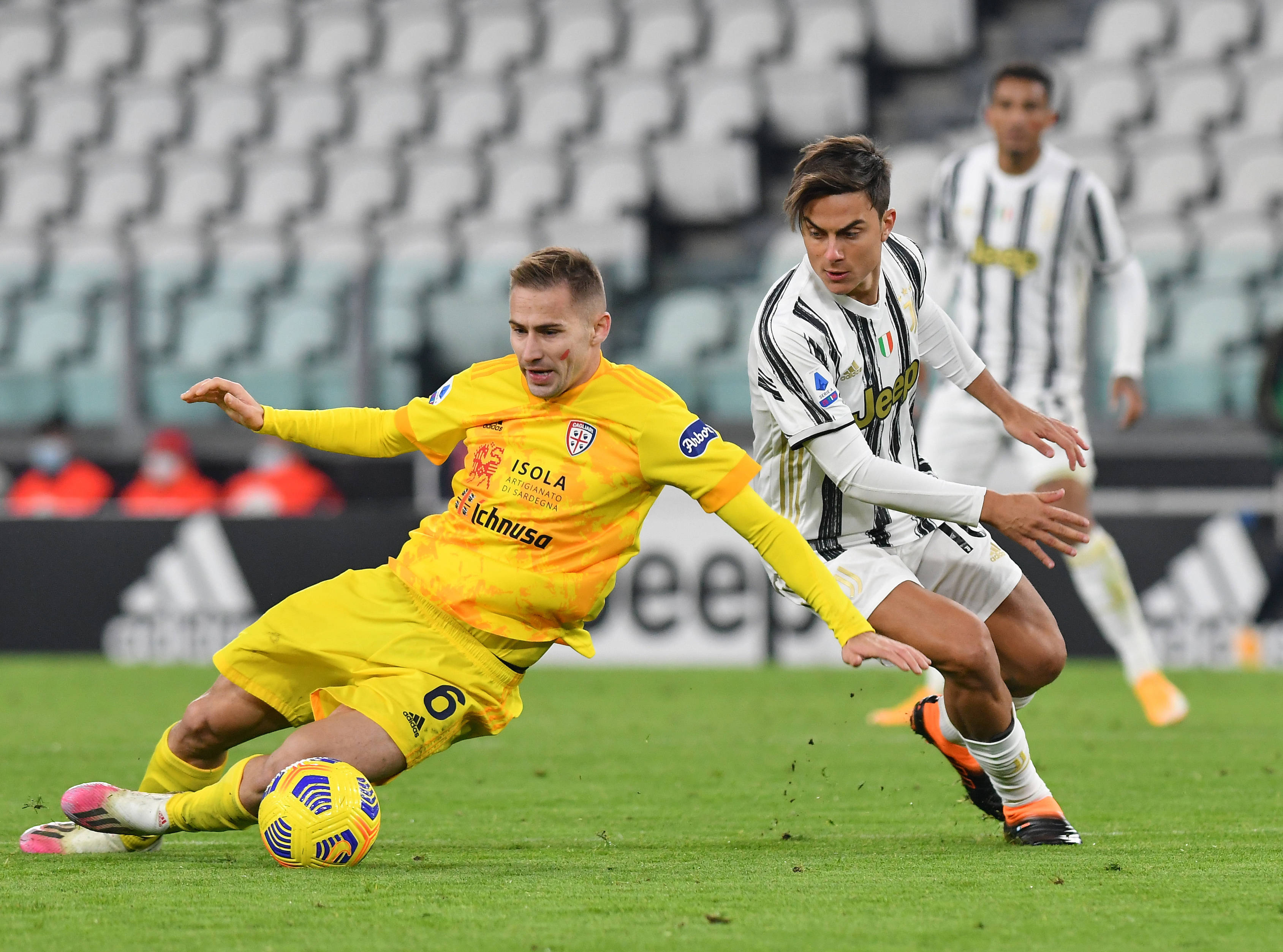 卡利亚里遭遇惨败，战绩不佳