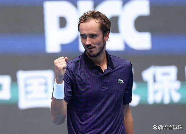 德国网球队强势西班牙网球队，梅德韦杰夫绝境逆转的简单介绍